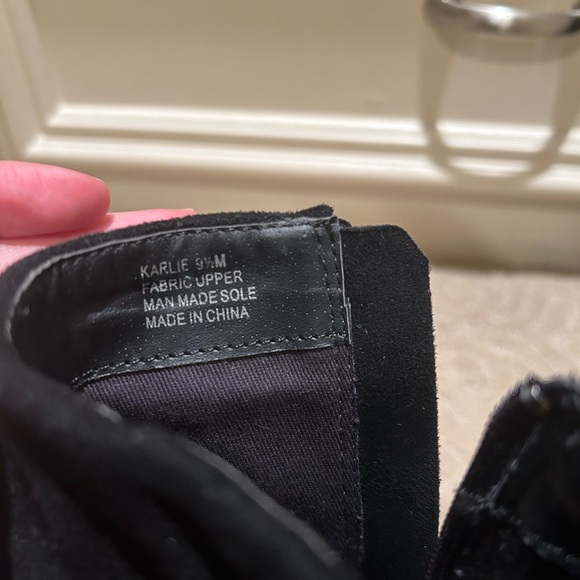 Black suede wedged booties - Picture 2 of 5